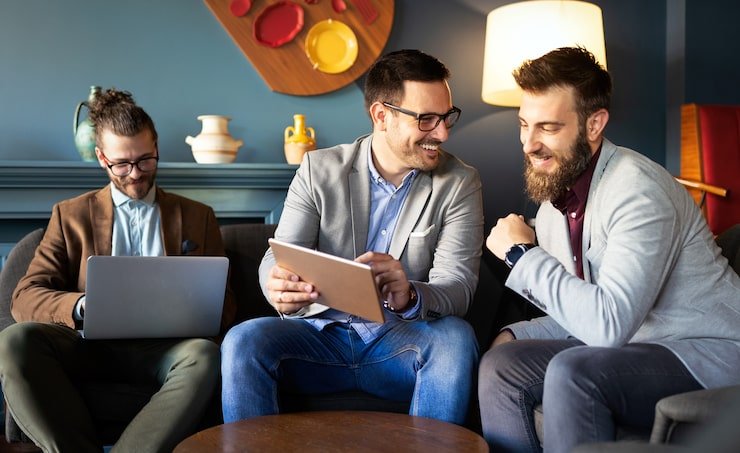 Digital Marketing Services in UAE with Team